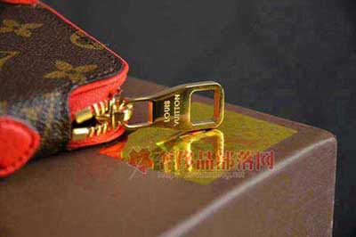 M60699 LV¿ϻƤʵ<a href=/bag/shounabao.html target=_blank class=infotextkey>ð</a>ʱаٴԭְϻְ