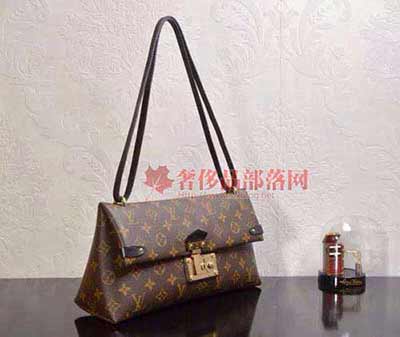 M41693 LV¿ݻưٴϻ2015ʱеֿ<a href=/bags/ target=_blank class=infotextkey>ԭ</a>