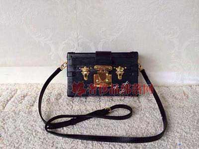 M50013-ˮƺɫ LVͬСˮư <a href=/lv/ target=_blank class=infotextkey>·</a>ʱаٴ<a href=/bags/ target=_blank class=infotextkey>ԭ</a>