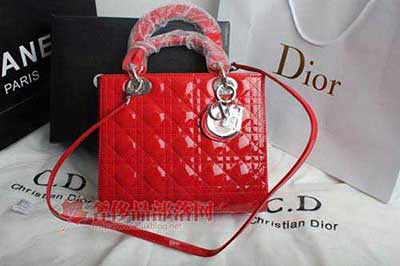 <a href=/bags/dior/ target=_blank class=infotextkey>ϰ</a>᳧ҿʽʱճٷŮ 88512